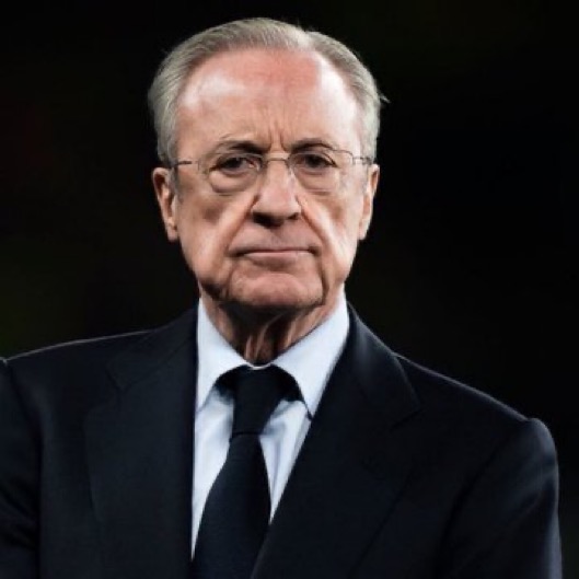 MadridXtra's tweet photo. 🚨 JUST IN: Real Madrid’s current stance is there will be NO new midfielder unless players leave.

The club believe the squad is COMPLETE. @TheAthleticFC https://t.co/F8FYW3fKUe