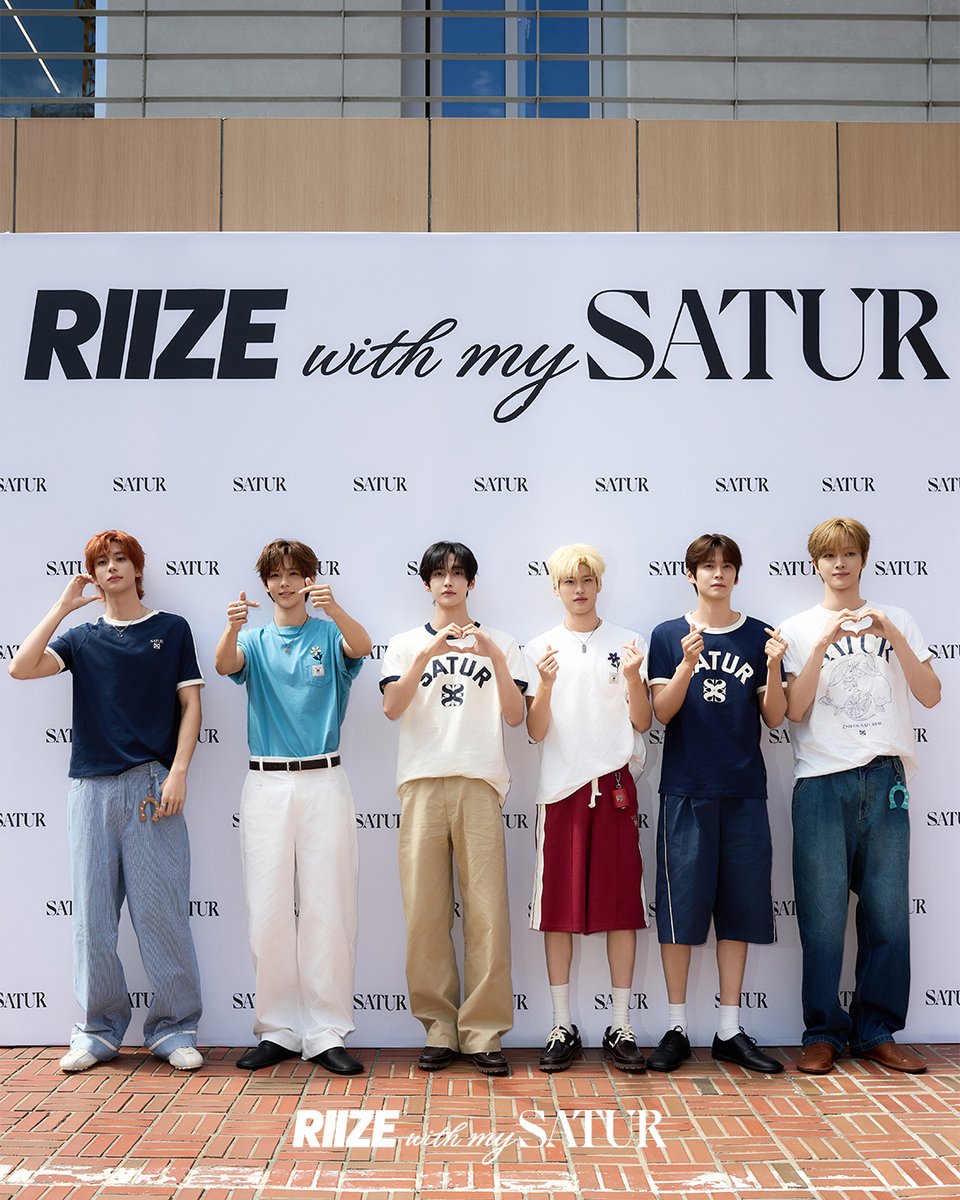 satur_official's tweet photo. [RIIZE with my SATUR]
라이즈와 함께한 세터하우스 서울숲의 특별한 하루💚
라이즈만의 무드로 완성한 세터 아웃핏과
현장의 생생한 순간들을 만나보세요.

✔️오늘 오후 2시부터 시작된 자사몰 리뉴얼 위크에서
라이즈 착용 아이템을 특별한 혜택으로 만나보세요!

- 

A special day with RIIZE at SATUR HOUSE SEONGSU💚
Discover SATUR outfits styled with RIIZE’s signature flair, along with vibrant moments from the day.

✔️ Discover the items worn by RIIZE at special prices during our Online Store Renewal Week, starting today at 2 PM!

https://t.co/xyVdsRTFEh

#SATUR #세터 #RIIZEwithmySATUR #RIIZE