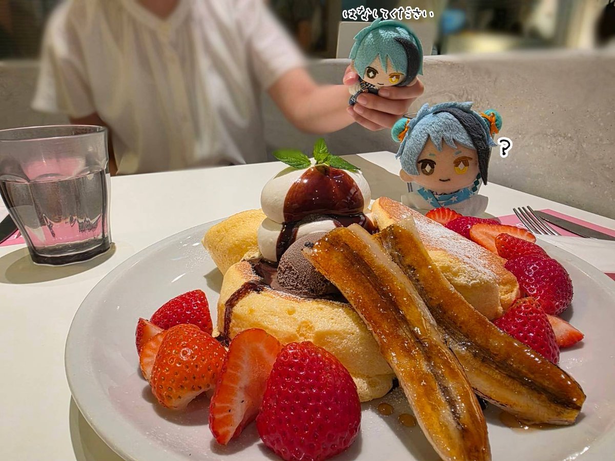 ___schwarz's tweet photo. 🐬｢どこからか、しせんが…？｣

#twstぬい撮り部 https://t.co/qIPH362q1h