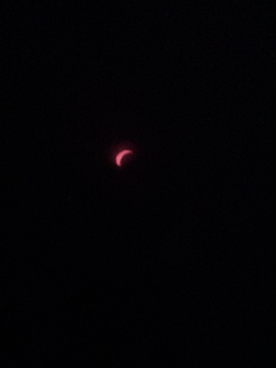 el_marco2b's tweet photo. L’éclipse vue de Teghime, hier soir 🌘 https://t.co/VyMmadjeYl