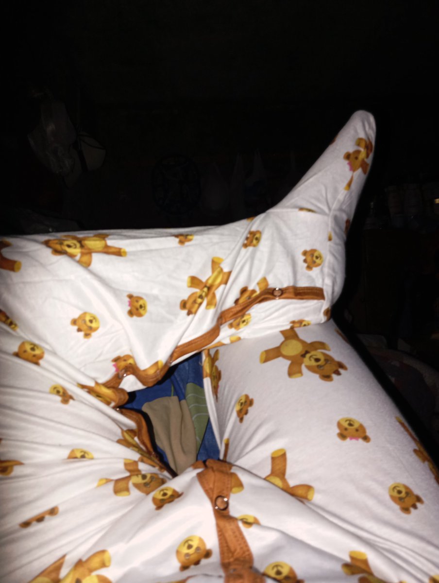 xGeraABx's tweet photo. Patitas arriba 🧸✨.
#ABDL #AdultBaby #LittleSpace #CuteOnesie #PaddedLife #AgeRegression #ABDLCommunity https://t.co/MXfoerPP2j