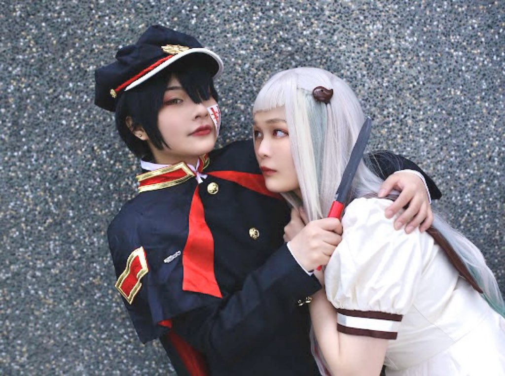 Gammawe's tweet photo. 2022.04.03

アニメ：地縛少年花子くん

私、恋がしたいんです！

花子くん:Alpha
八尋寧々：Gamma（ガンマ）

#地縛少年花子くん #八尋寧々
#コスプレ https://t.co/epTfWdSBZz