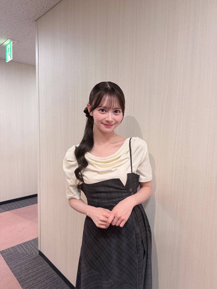reinaa694's tweet photo. 伊藤百花ちゃんみたいな、ふわっとしてるのに絶対に崩れない「アイドル前髪」これで完成する。
これ使ってからどんだけ汗かいても1日中崩れないし無敵になったんだけど、最近買えなくて困ってたらちょうど再販キタwww https://t.co/UCmylQRrhY