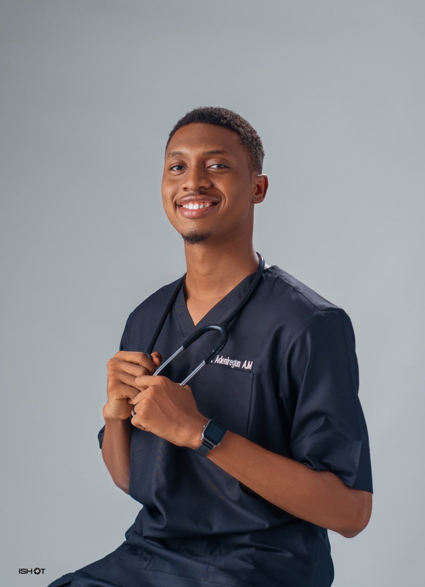 ayodeleadejr's tweet photo. From being a medical student to finally earning the title Doctor, what a journey it has been. Alhamdulillah for every step. 🩺

Dr. ADENIREGUN A.M. 👨‍⚕️🩺⚕️
MBBS (OSOGBO) Pioneer Set

#uniosunfirstmbbsinduction https://t.co/as4tFCw9EQ