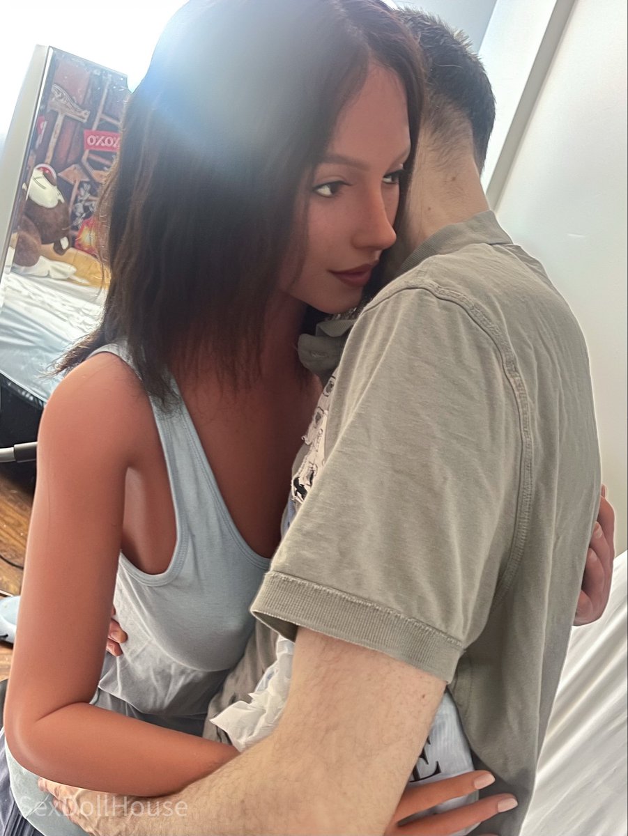 SexDollHouse69's tweet photo. Rachel- ‘Wanna clear the bed off and wrestle!😈’
Ern- ‘Ah wait a second..😅’ - ‘I bought you something’
Rachel- ‘Oh I love this brand!’ - ‘Thank you baby! I’ve been living on one set of underwear since coming here😅’ - ‘I’ll put it on now😘’
#sexdollhouse #zelexdoll https://t.co/fBjPRVTOxP