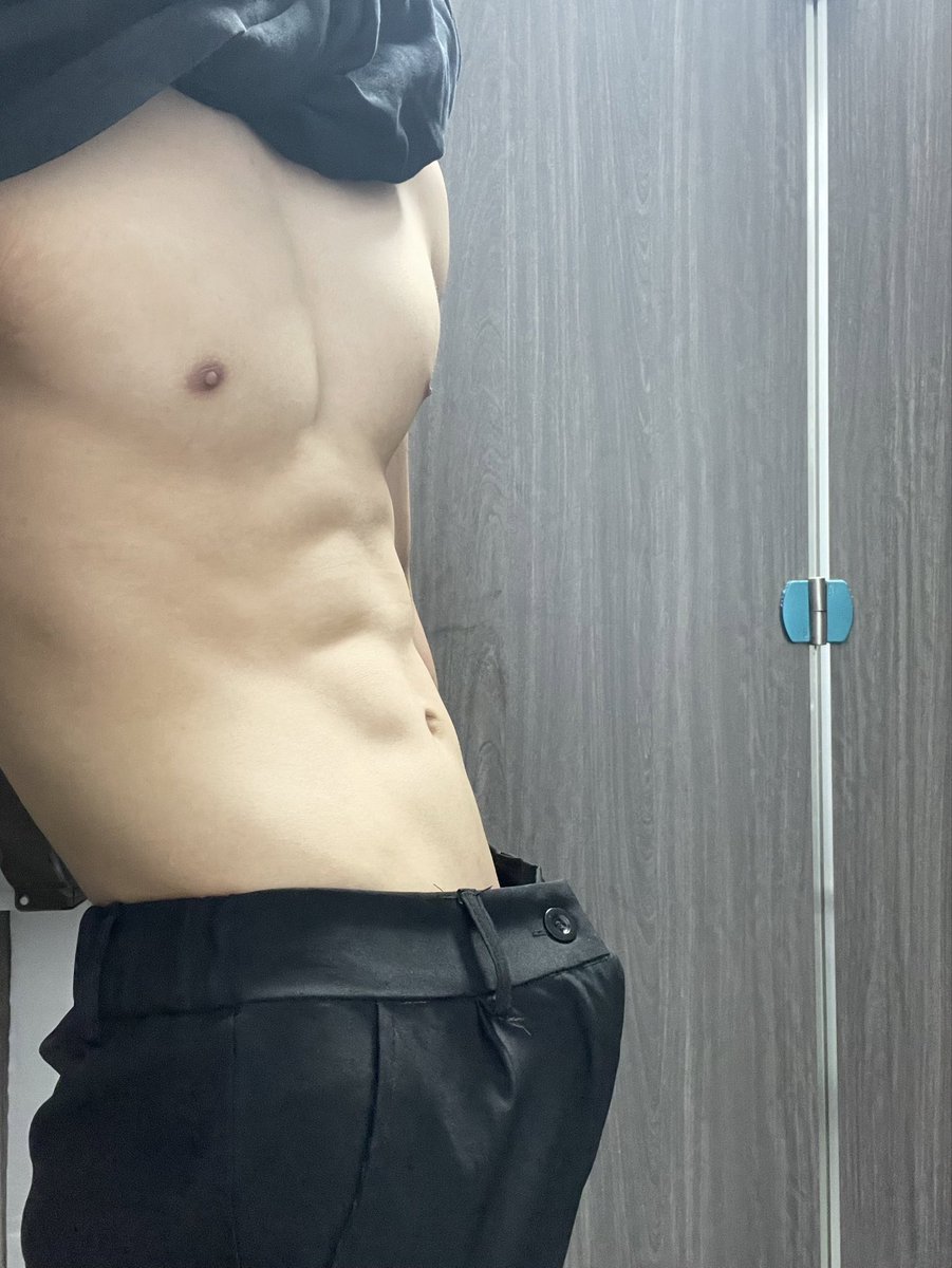 Asen2m's tweet photo. 我操好想你 https://t.co/CDZiwBLpvo