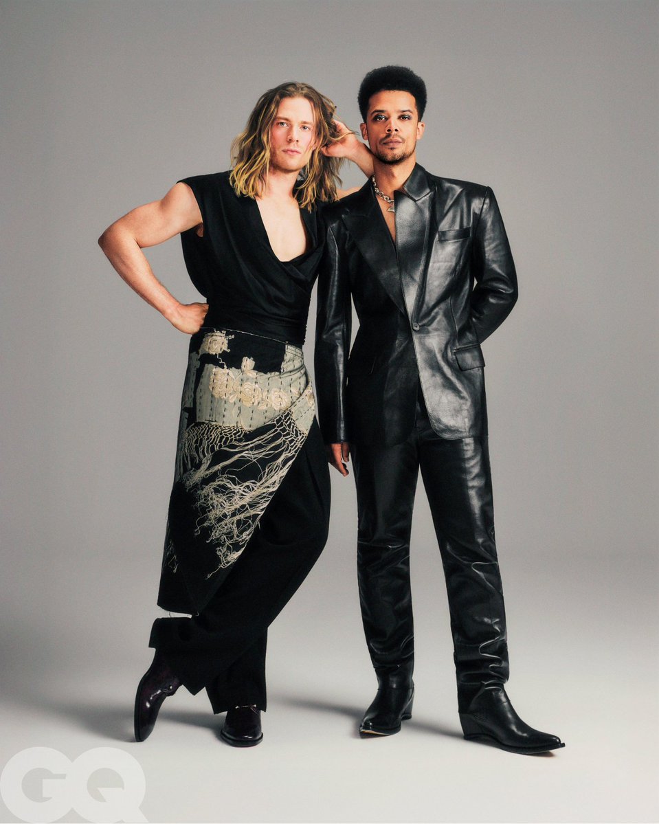 aglamorouspo's tweet photo. this jam reiderson photoshoot will always have me GAGGED https://t.co/7MHH72cH9o