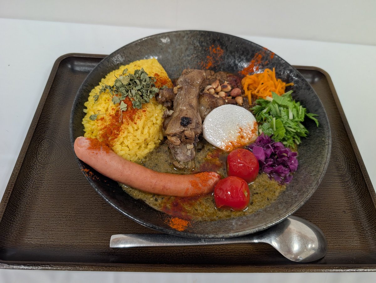 y_kida's tweet photo. 熊本をまるごと味わうカレープレート in くまもとの特産品まつり（鶴屋百貨店） https://t.co/aTXlbe1tOJ
