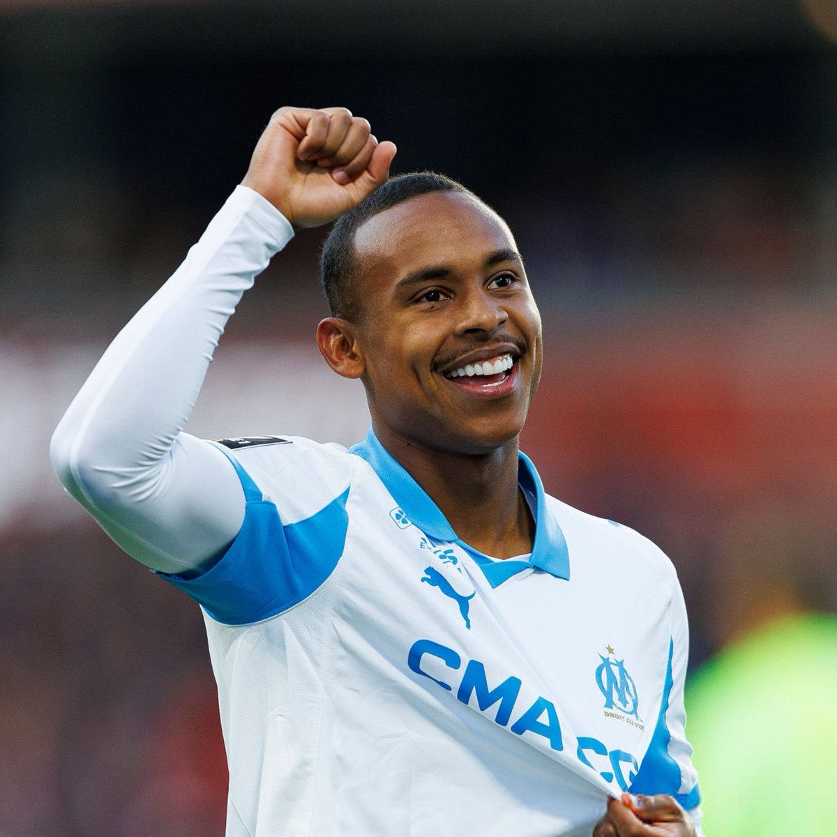 ActuL1_'s tweet photo. 🚨 PRÉCISION POUR IGOR PAIXÃO 🇧🇷 !! 💰💙🤍

Feyenoord ne possède qu'une clause de 10 % sur la plus-value (et non 30 %) en cas de vente du Brésilien.

Ciblé par Leeds, l'OM attend au moins 50 M€ pour s'en séparer cet été.

(@OnzeMondial/@footmercato) https://t.co/3wzZZCEYUG