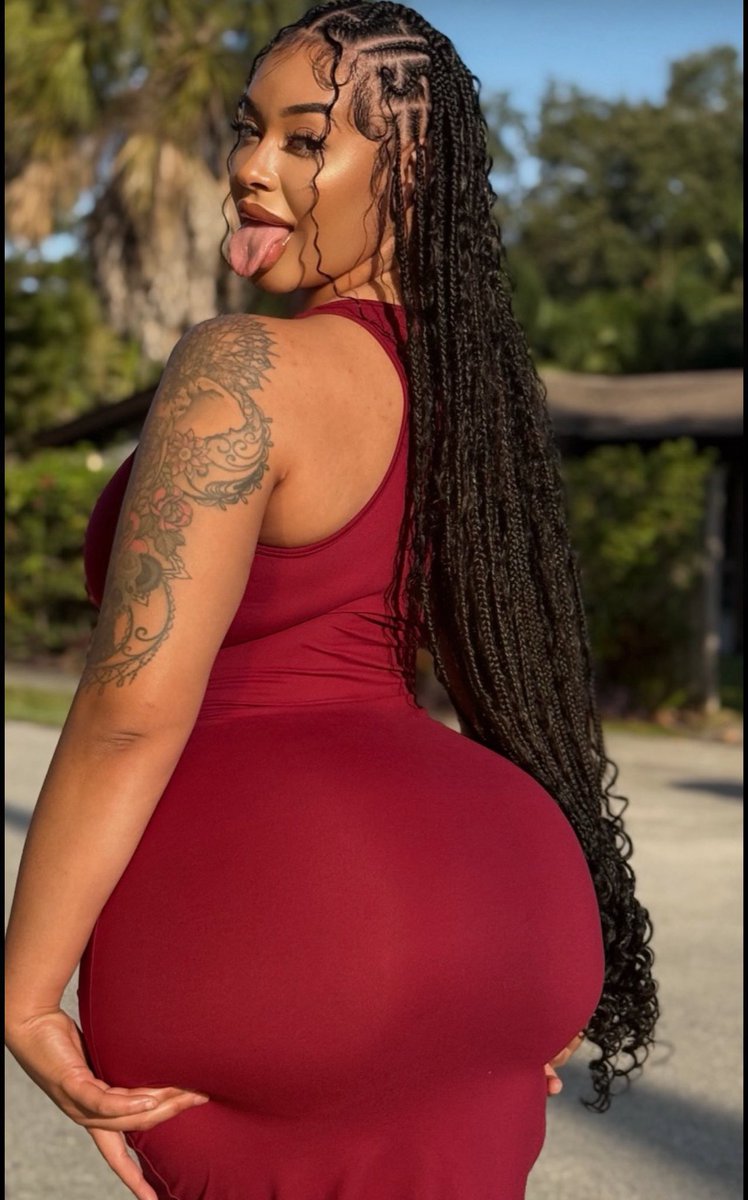 barkleywashere's tweet photo. @La_florAmarilla Do you like what you see? 🥰🥰🥰 https://t.co/3YgBXeLpsG