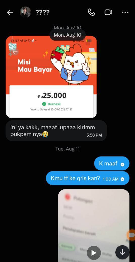 Jyn1502se's tweet photo. @SabinaDeu81408 [Tgl 10 Agustus] di tanggal ini dia tf ke aku dgn nominal 25k cuma di mutasi qris aku tdk ada transaksi sebesar 25k di jam yg sesuai dgn ssan bukti tf aku konfirmasi langsung deh ke dia...dia bls aku tgl 11 https://t.co/YcKGmwZq13
