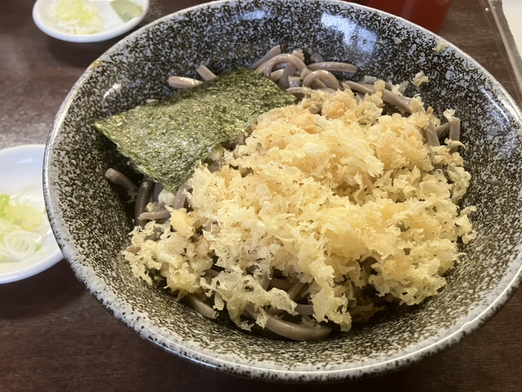 Tenntyou0801's tweet photo. マルハン月寒店の店長です🙋‍♂️

恵庭市の「思君楼」さんでおそばをいただきました✨

食べ応えがあって、あっという間に完食！

やっぱり美味しいおそばは違いますね😊

ごちそうさまでした！

#月寒 #豊平 #札幌 #マルハン https://t.co/xNfKYKrQBE