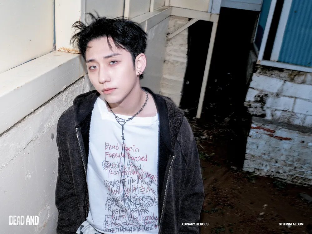 Kpop_Herald's tweet photo. .@XH_official’s Gunil has left the group, according to  JYP Entertainment Thursday.

The agency said it determined he could no longer continue team activities after discussing his recent controversy. Earlier, someone claiming to be his former partner alleged that he had sworn at fans and shared an audio recording.

#XdinaryHeroes #Gunil