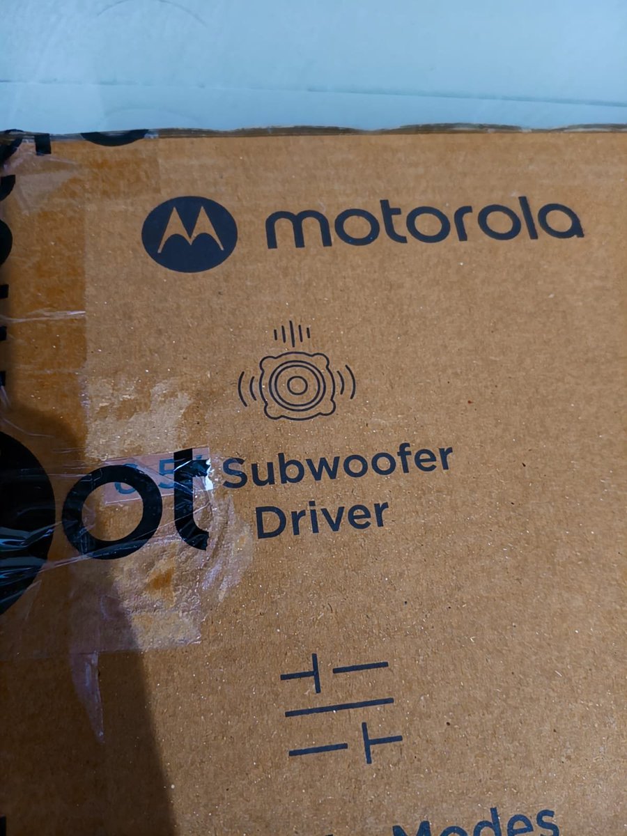 AkshayPremanP's tweet photo. 🚨FRAUD on @Flipkart! Advertised 8.5" Motorola soundbar, delivered 6.5". Seller physically tampered with the box, pasting a "6.5" sticker to hide it. Support refuses refund.
NCH: 9922383
ID: IN26080923030019182709
@flipkartsupport @motorolaindia @jagograhakjago investigate! https://t.co/E32QN4fo62