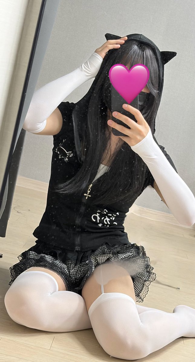 Minming57620's tweet photo. #男の娘 #보추 #여장 #femboy https://t.co/kgydSVEJ5T