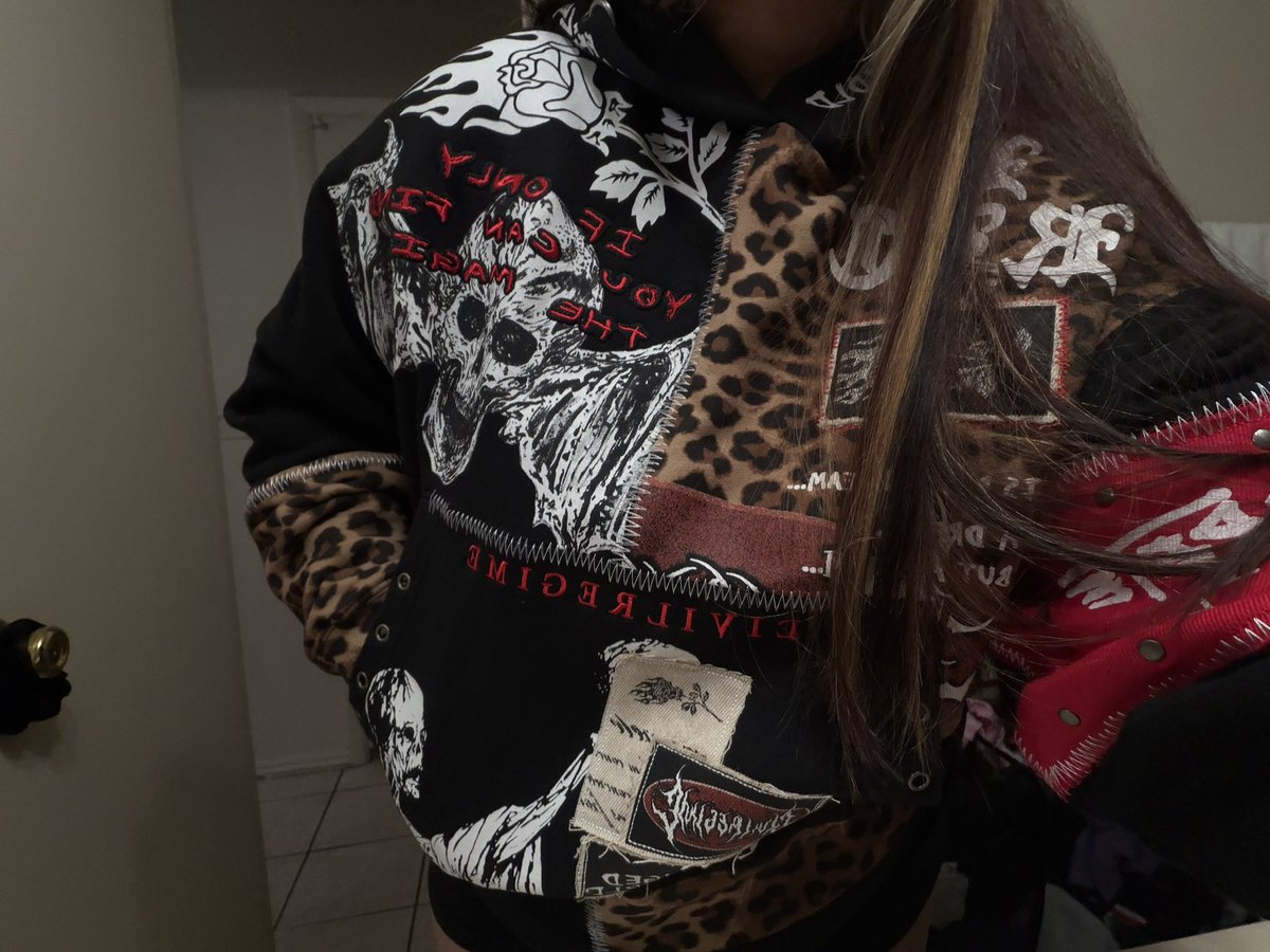 AFTERLIFE6661's tweet photo. my civil regime x a7x collection merch 😭🫶🏼 https://t.co/rpJlxWwWTA