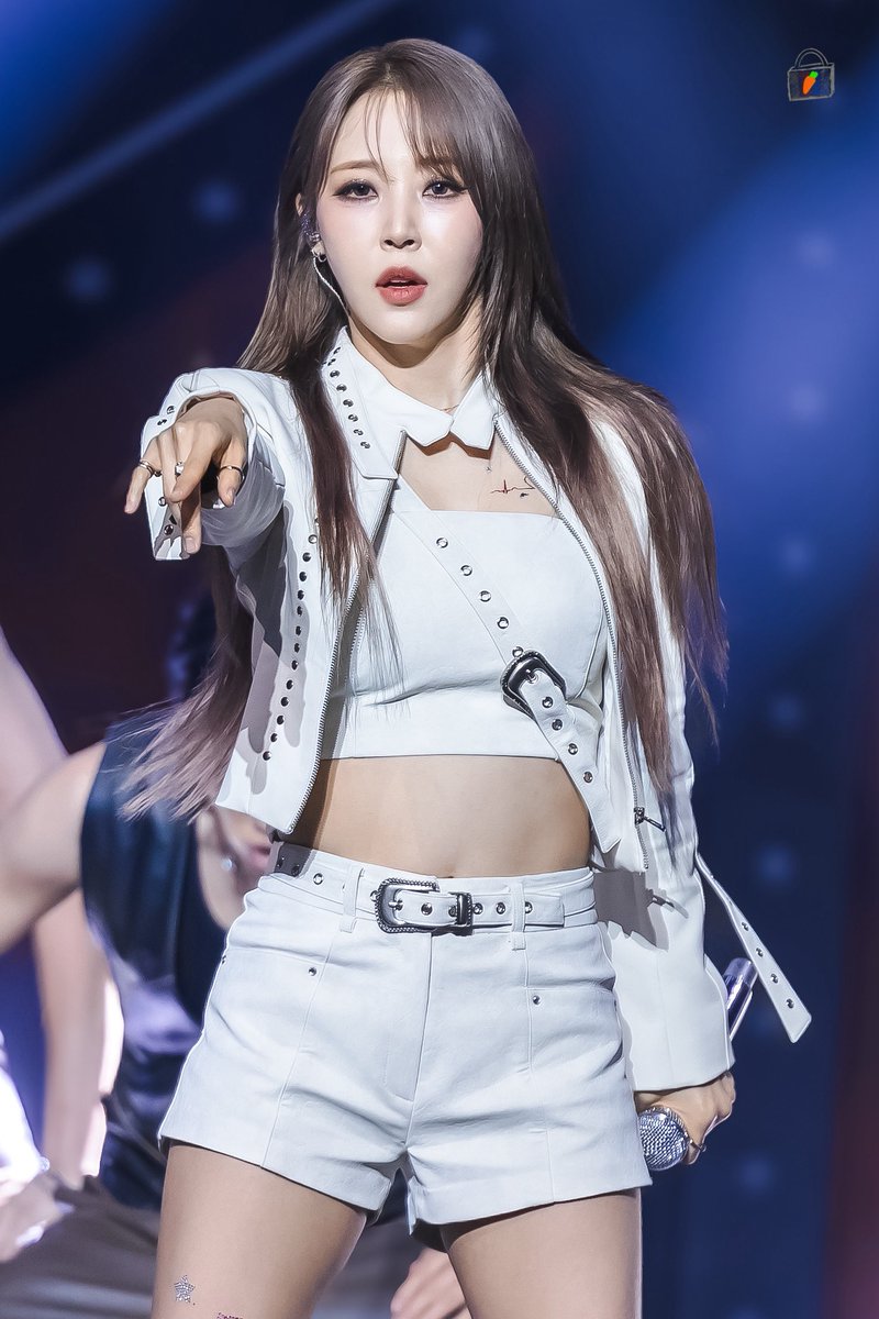 lockin_jupiter's tweet photo. 🐰🐹🐶🦁

260718 MAMAMOO WORLD TOUR [4WARD] IN MACAU DAY1

미국 가고 싶어… (눈‸눈)

#마마무 #MAMAMOO #4WARD 
#문별 #MOONBYUL https://t.co/sNv7E5EoQ9