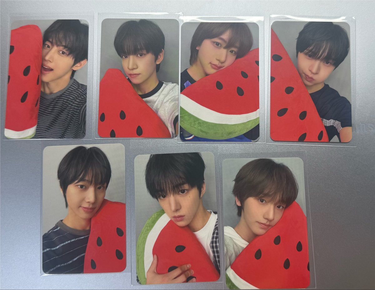 subpanmae's tweet photo. 아이딧 수박딧 위드뮤 미공포 양도

각 0.4 일괄 2.0
https://t.co/D2nb4LG4hp 

idid photocard sell poca 김민재 장용훈 박원빈 추유찬 박성현 백준혁 정세민 포카 양도 https://t.co/eGqzpRc6m1