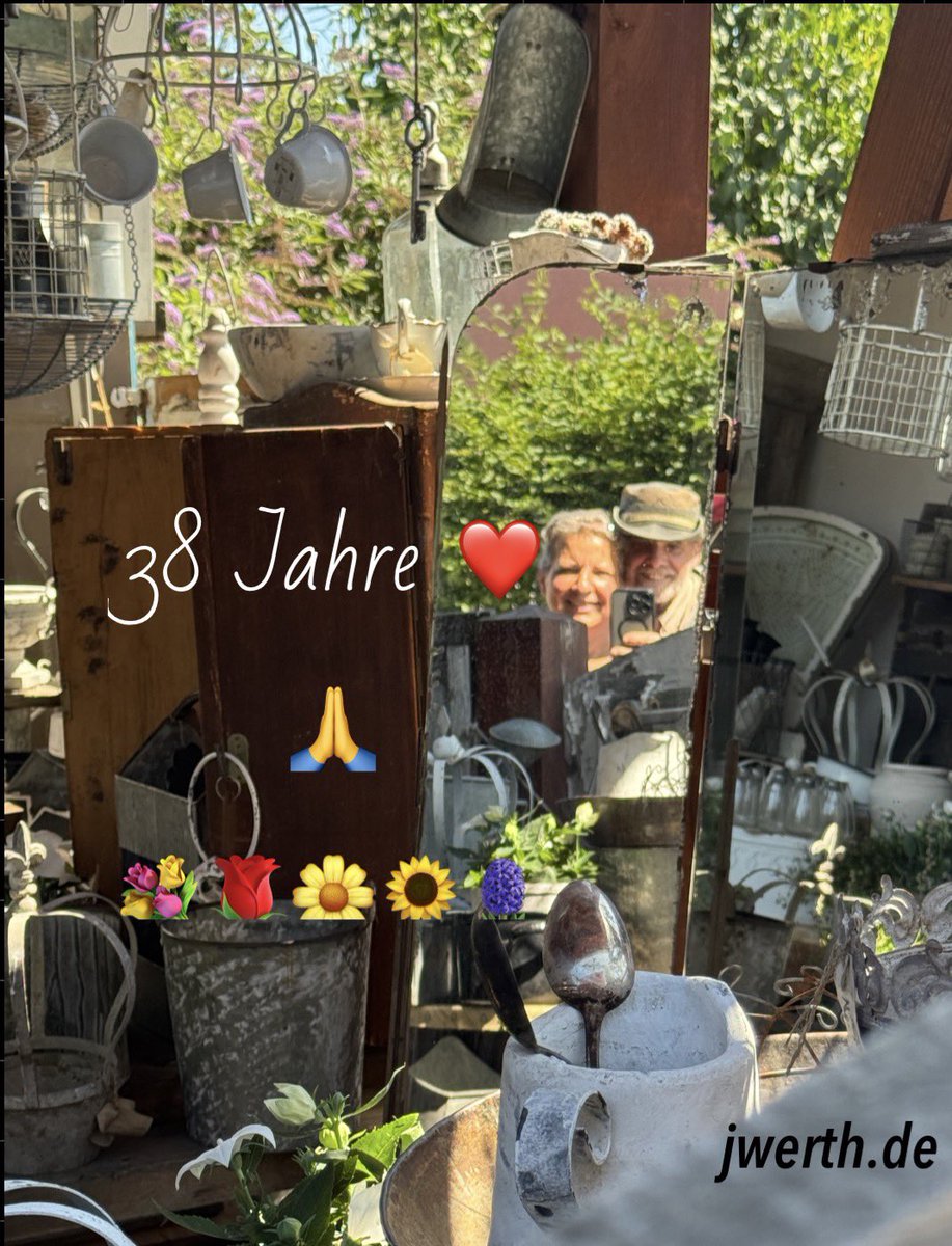 werthvoll's tweet photo. 38 Jahre, mit allen Herausforderungen â und ganz sehr vielen Dankbarkeit zu Gott hin, dass er uns zusammengefĂŒhrt hat - unsere Ehe gesegnet und ganz sehr viel Dankbarkeit fĂŒr einander. đâ€ïž
#authentisch #ehrlich #leben #lieben https://t.co/RmsIj8AAIA