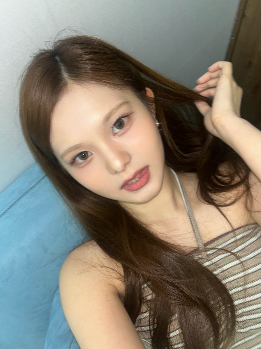 KIIRAS_LINGLING's tweet photo. [#LingLing]

For the lucky ones🫧🤍

#KIIRAS #키라스 #링링 https://t.co/cQUlcLO6Z1