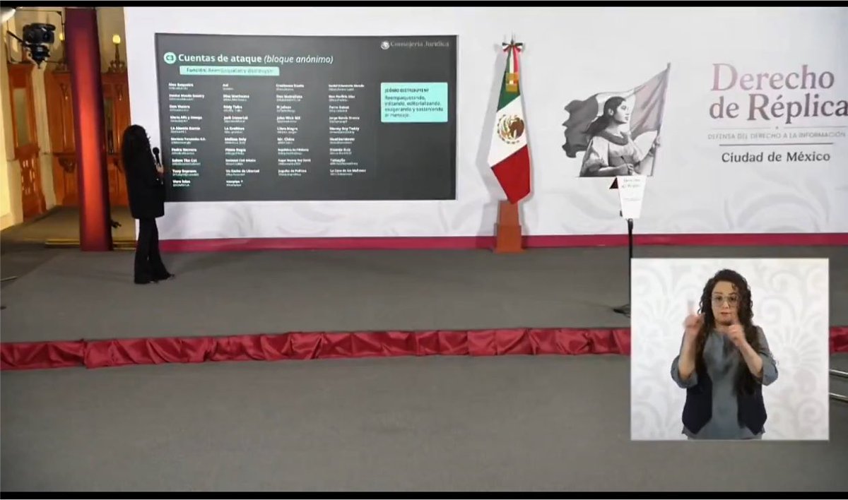 HectorRossete's tweet photo. Si te exhiben en la mañanera del gobierno, ¿es amenaza, intimidación o cómo se le puede llamar a eso? 

Un gobierno debería exhibir criminales y no críticos. Debería exhibir políticos que delinquen o pactan con el CO y no ciudadanos que cuestionan. Deberían tener una sección de promoción a la salud y no unos minutos de chisme barato.