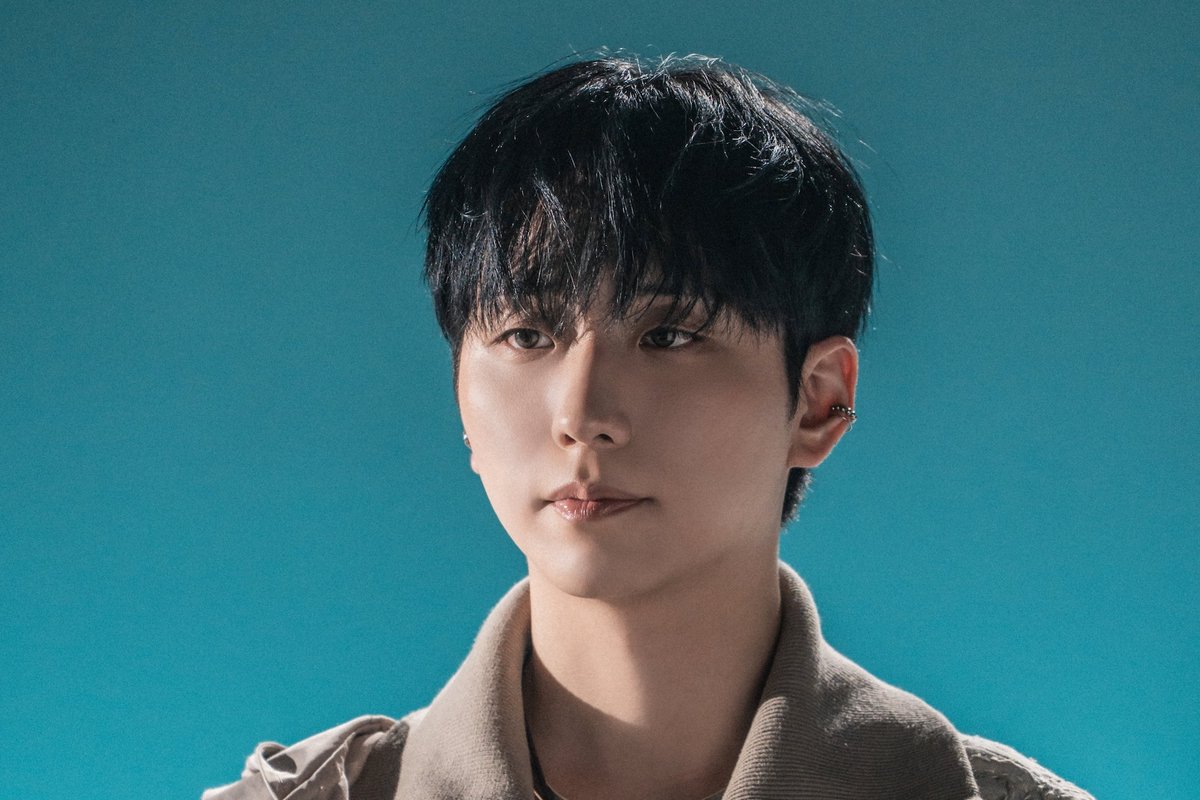 soompi's tweet photo. BREAKING: JYP Announces #Gunil's Withdrawal From #XdinaryHeroes
https://t.co/8oWUBREa5y https://t.co/oIdpohMqDa