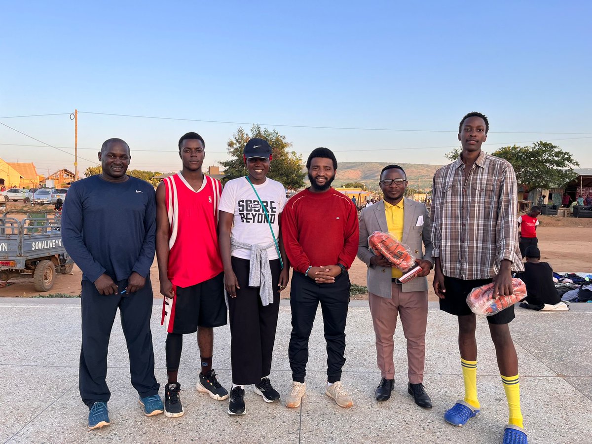 score_beyond's tweet photo. 🤗Throwback Thursday

🏀In 2022, we received 50 basketballs from @FIBA Foundation  Basketball for Good. The balls were able to impact 3️⃣ different communities.

📌Nakivale Refugee camp was one of the beneficiaries. https://t.co/1aB2xRIX5B