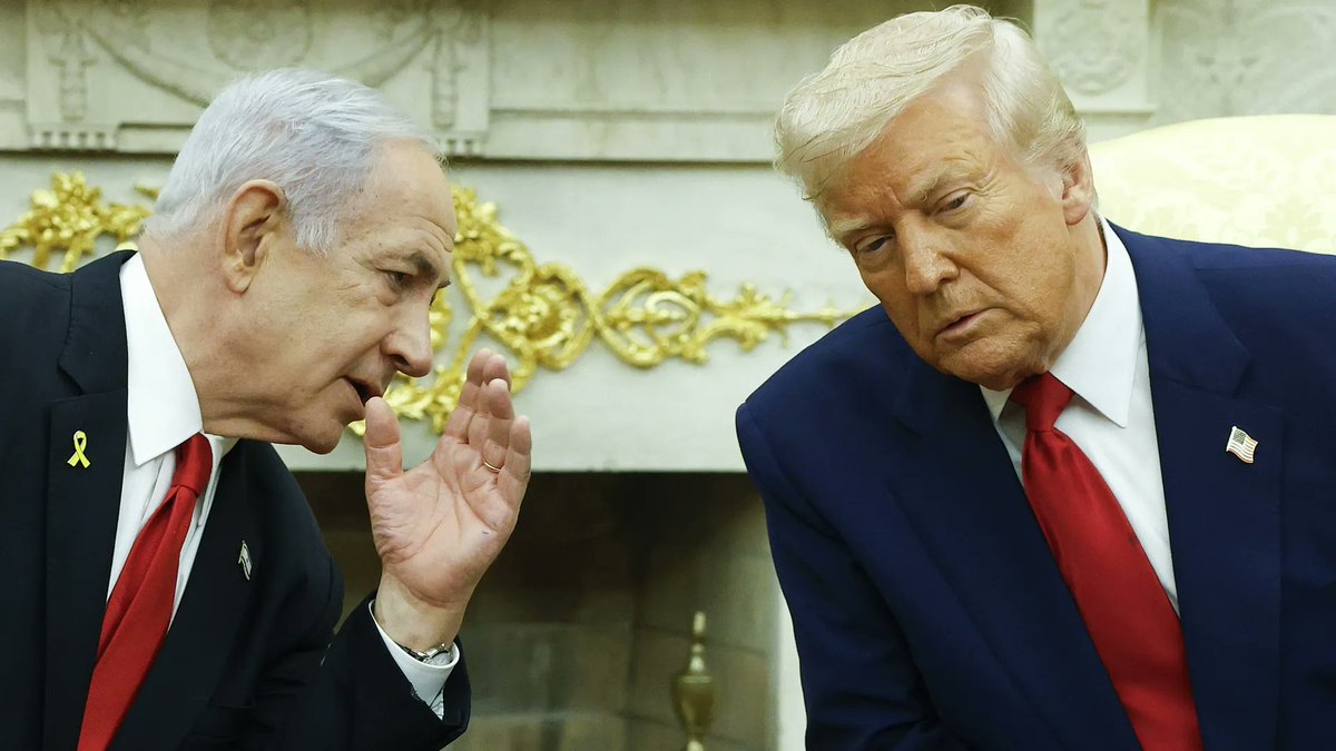 MarioNawfal's tweet photo. 🇺🇸🇮🇱 CIA called BS on Israel's claims that Iran was trying to assassinate Trump in Turkey

After the threat was "relayed" by the Israeli government to the CIA, one official called the reports “Israeli-derived, not U.S-generated, and viewed as low confidence.”

He still ended up leaving Air Force One in a sandwich cart, though

Source: WaPo / Writer: Ian