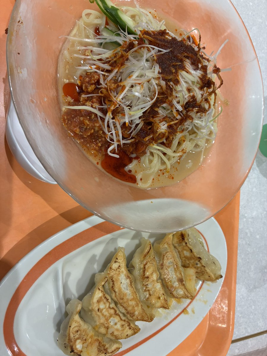 J31eOrvm6Ch6Exp's tweet photo. ご飯いただきます😊 https://t.co/if6EKvX2sE