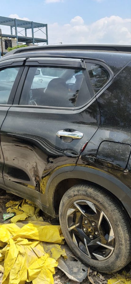 MdAman2570's tweet photo. @GoDigit_India Policy No. D210125897KK — restricting a fresh accident claim to 50% merely citing “previous damage in the same area” is unacceptable without a specific policy clause, damage-wise assessment or calculation. Kindly provide contractual basis and reconsider the claim. https://t.co/35iNGcrwRX