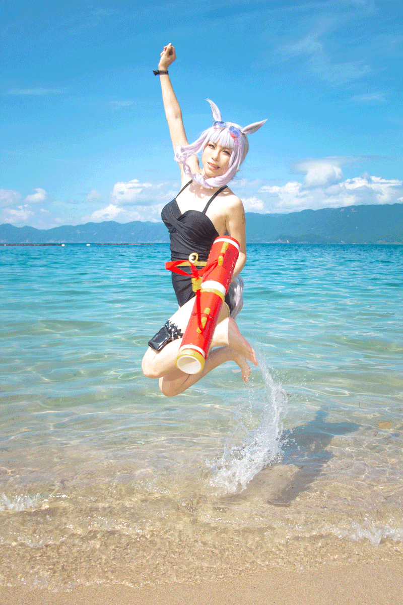 pyuqawa's tweet photo. 夏のゴルシちゃんだぜー！🍉🏖✨✨
C108で写真集になります！

ゴールドシップ　/　ウマ娘

Photo：Yu（自撮り）

#C108 #cosplay https://t.co/6EjQ9uI6aM