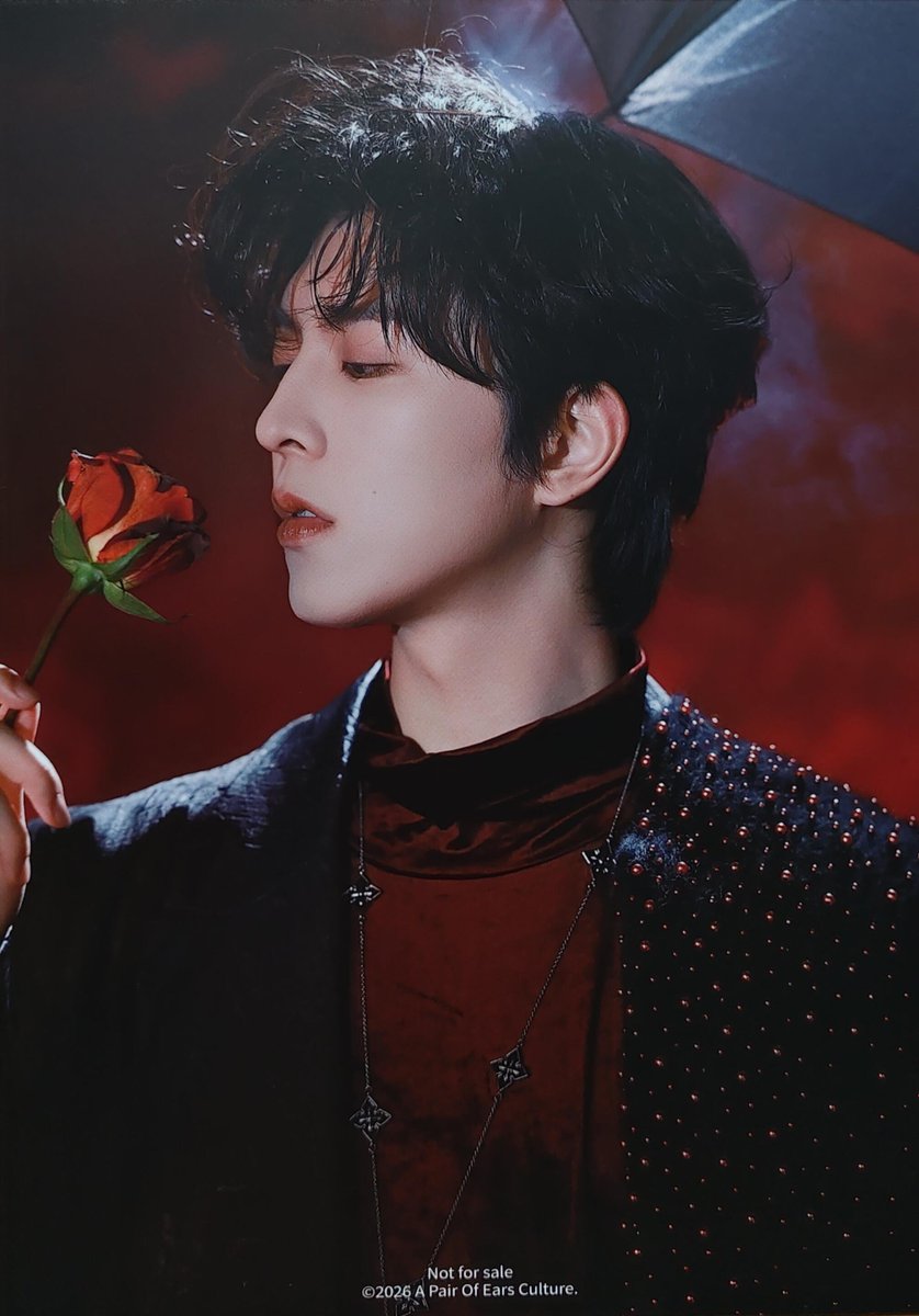 xqberries's tweet photo. Can't stop admiring his beauty! 😍🌹

Qiuqiu 😍

#KipukaQiu #QiuDingjie #邱鼎杰 https://t.co/TurhXXJUOc