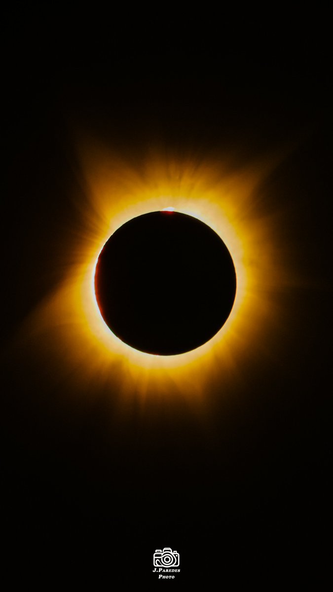 JParedesPhoto's tweet photo. Algunas de mis fotos tomadas ayer durante el eclipse solar total en la Comunidad de Madrid.
Experiencia increíble de la naturaleza.
#Eclipse #EclipseEspaña #eclipsesolar #Spain #JParedesPhotos #solareclipse #eclipseSpain #sun #Moon #Sol #Luna https://t.co/oKs7JsMGoa