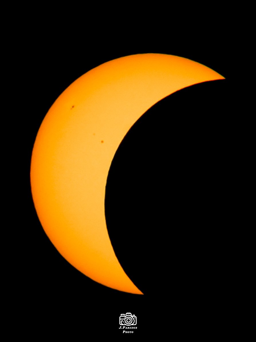 JParedesPhoto's tweet photo. Algunas de mis fotos tomadas ayer durante el eclipse solar total en la Comunidad de Madrid.
Experiencia increíble de la naturaleza.
#Eclipse #EclipseEspaña #eclipsesolar #Spain #JParedesPhotos #solareclipse #eclipseSpain #sun #Moon #Sol #Luna https://t.co/oKs7JsMGoa