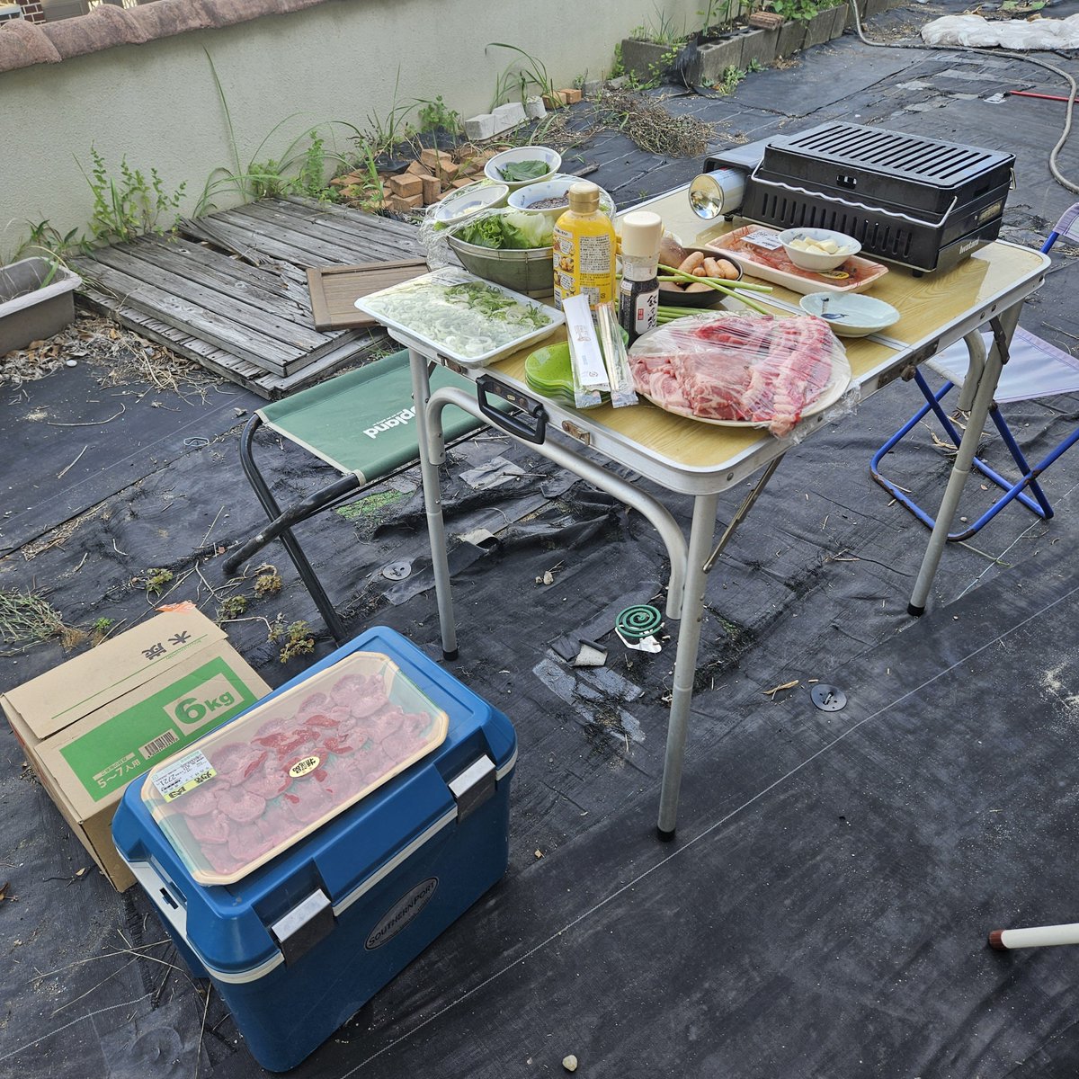 rainpauda0729's tweet photo. 我が家恒例の宴が今から始まる…🍖 https://t.co/uZ7gFoyf1b