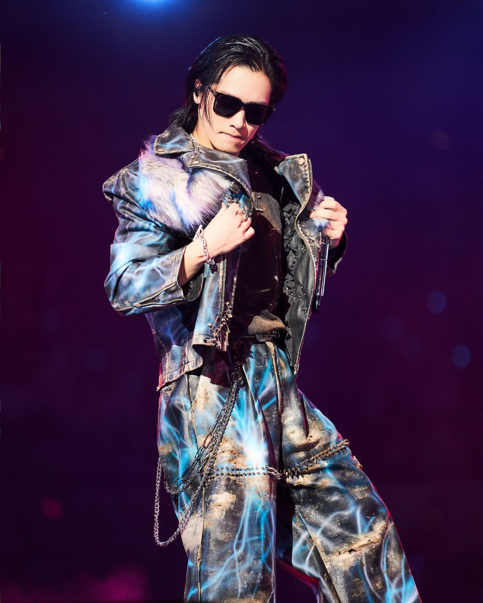 projectr___'s tweet photo. 【PRE-ORDER】*p(R)ojectR® THE RAMPAGE LIVE TOUR 2026 "(R)MPG" SPECIAL PRE-ORDER ITEMS

アンコール衣装からインスパイアされたアイテム。
ライブの世界観を感じられる特別ラインナップをお楽しみください。

■受注販売期間
2026/8/15（土）～8/21（金）

■ONLINE STORE
https://t.co/ua1aFkQ7go https://t.co/HsZ0Hn2w36
