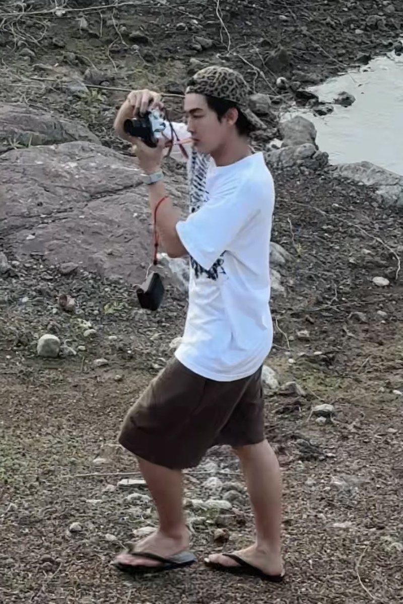 goodbyemy_b's tweet photo. อ้วมๆกมๆ น่างั่มขา https://t.co/Pdet8rACU0