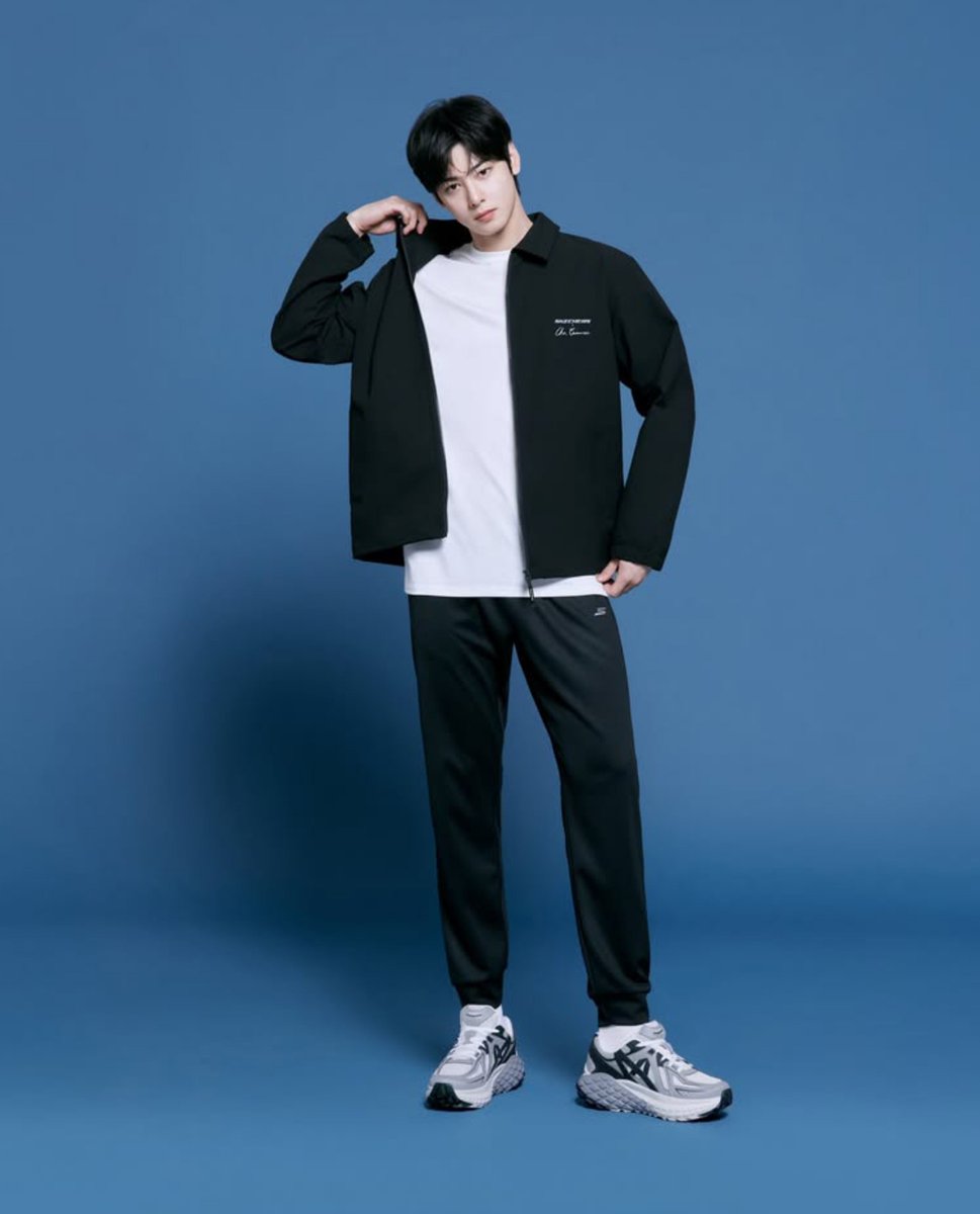 ChaEunwooINTL's tweet photo. 📰 CHA EUNWOO was mentioned in a Harper's Bazaar Hong Kong article as one of the celebrities and ambassadors who boosted Skechers' popularity and commercial impact in Asia, particularly through his collaboration series with the brand.

#CHAEUNWOO #차은우 #SKECHERS
#チャウヌ #车银优 #ชาอึนอู #車銀優