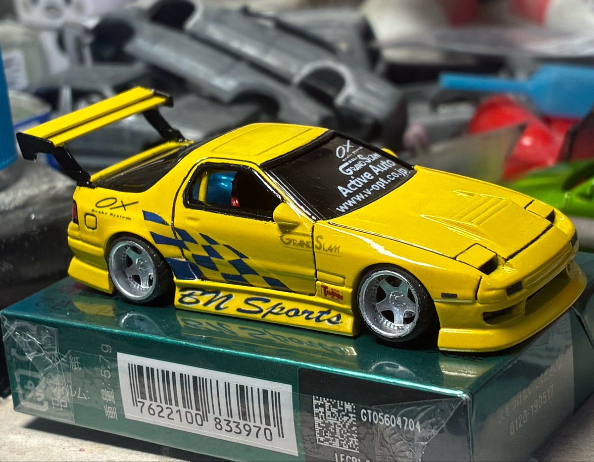 kota_S13_'s tweet photo. とりあえず、春口号FC3S完成〜

ホットウィールベースで制作しました
エアロ、デカール等自作

かなり長期戦でした…

テールランプのデカールはカジーカスタムさん、ホイールはたかしさんのを使わせて頂きました🙇‍♂️ https://t.co/chptjaciFH