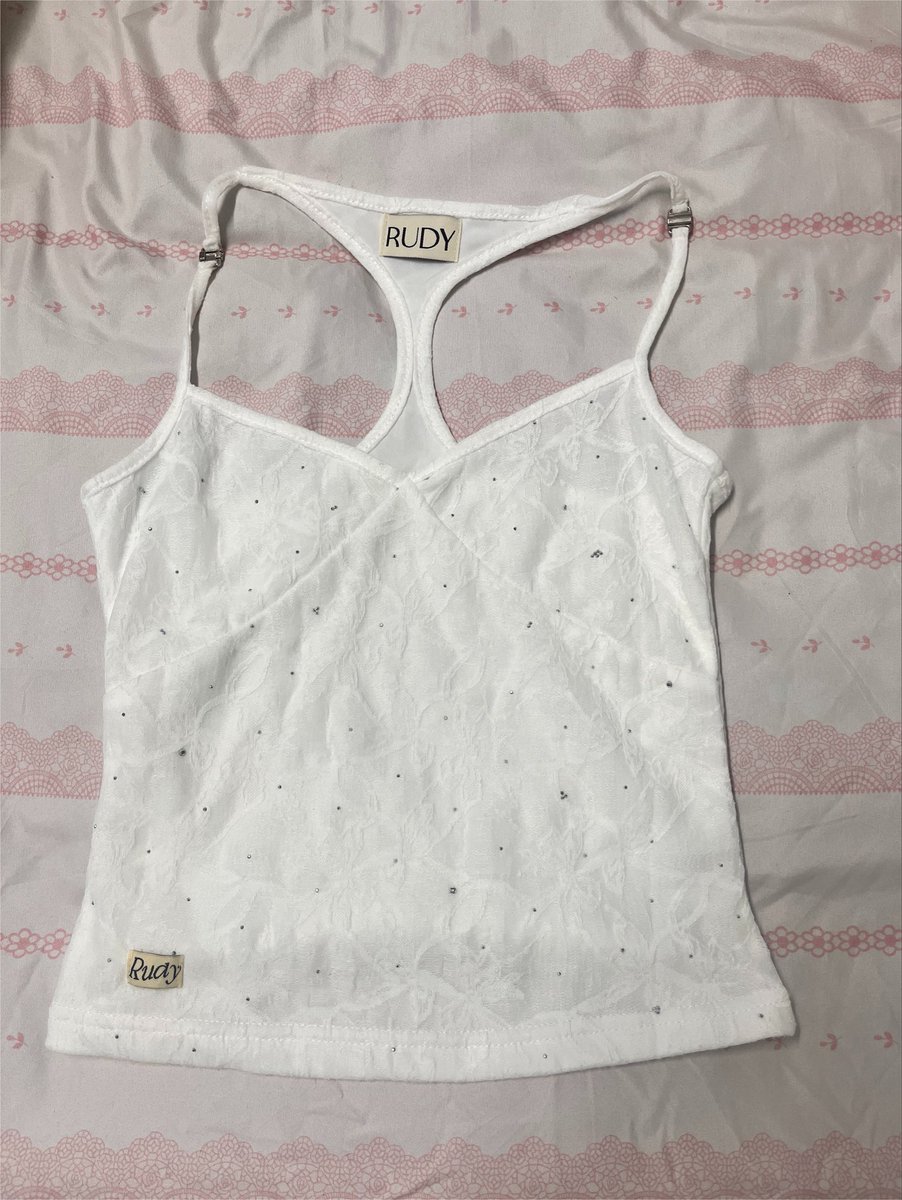 ssira_s's tweet photo. ส่งต่อhttps://t.co/YaeeLneN89
สีขาวไม่มีตน ใหม่มากตอนนี้ในshop soldน้า
270฿รส
#ส่งต่อเสื้อผ้า #ส่งต่อเสื้อผ้ามือสองสภาพดี #cintage #stylelist #feelree.bkk #ส่งต่อ https://t.co/YaeeLneN89 https://t.co/Ggx62FiY6L