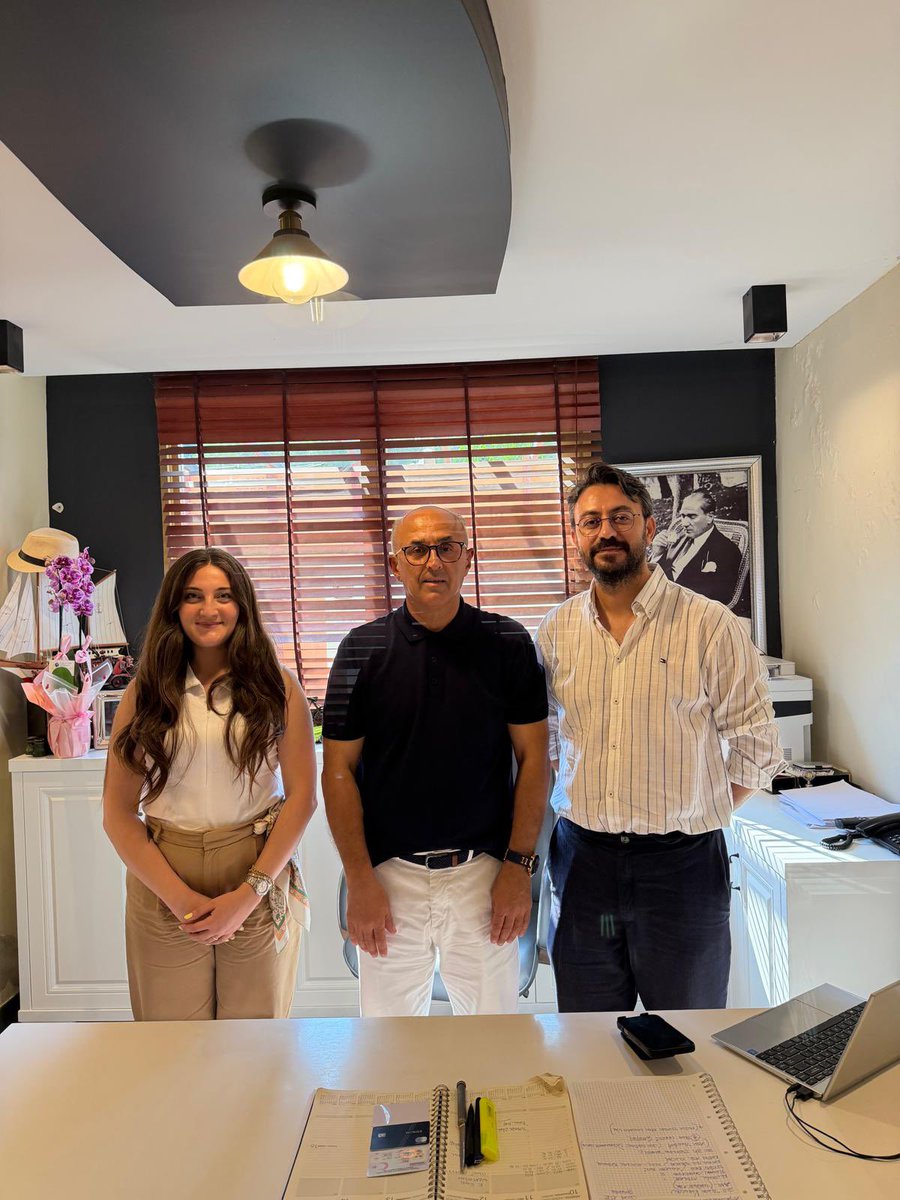 EgeGetob's tweet photo. Sürdürülebilir Çevre ve Sıfır Atık İçin İş Birliği 
GETOB Yönetim Kurulu Başkanımız Cengiz Aygün, Çevre Mühendisi Muhammet Yıldırım’ı ofisinde misafir etti.
GETOB olarak, turizmde çevresel sürdürülebilirliği güçlendirecek çalışmaları ve iş birliklerini desteklemeye devam ediyoruz https://t.co/ckd6PdXGDq