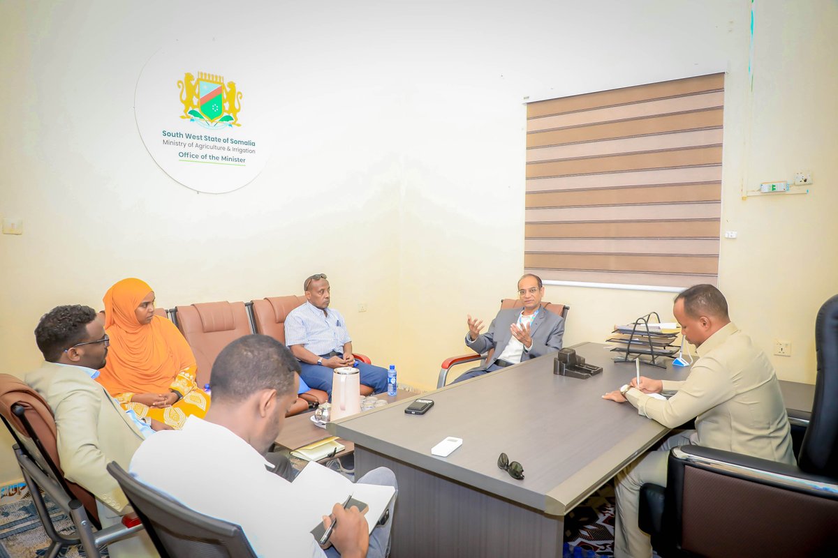 FAOSomalia's tweet photo. #FAO team met the newly appointed Minister &amp; Deputy Minister, Ministry of Agriculture &amp; Irrigation of Southwest State &amp; discussed ongoing agriculture initiatives and opportunities for collaboration/partnership to strengthen resilience, #foodSecurity, &amp; sustainable agriculture. https://t.co/6E2RuZaADq