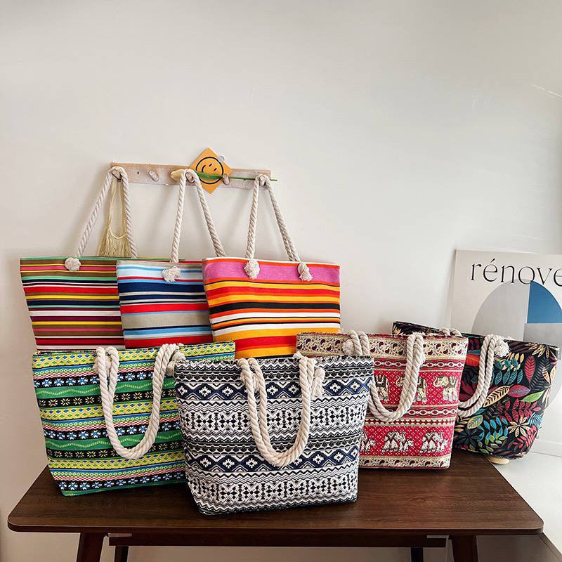 _TheLadyMo's tweet photo. We're up and Grateful.
Tote bags available 

Price: 7,500

Send us a dm today. https://t.co/ulsI8BsmDV