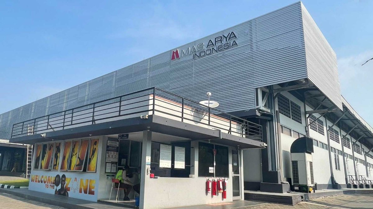 UpdatesChennai's tweet photo. 🚨Textile Investments in TN : 
🔹Sri Lanka's 🇱🇰MAS Holdings, South Asia's largest apparel manufacturer, will invest 880 Crs across multiple districts, creating 7,000 jobs. 
🔹Erode-based 🇮🇳RB Wovens and the 🇮🇳Pallavaa Group, both at the PM MITRA Mega Textile Park in Virudhunagar will invest 1,675 Crs creating 4,600 jobs.
🔹🇮🇳Mothi Spinner and V.P. Tex Group committed 600 Crs