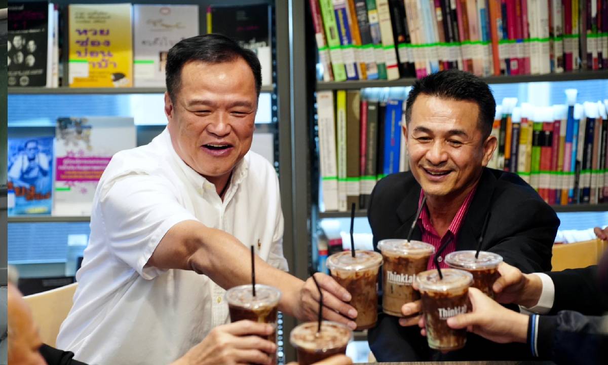 scopi_no's tweet photo. ซีนตำนานมากสารตั้งต้นความ ฉห. https://t.co/rp4WHKxy8R