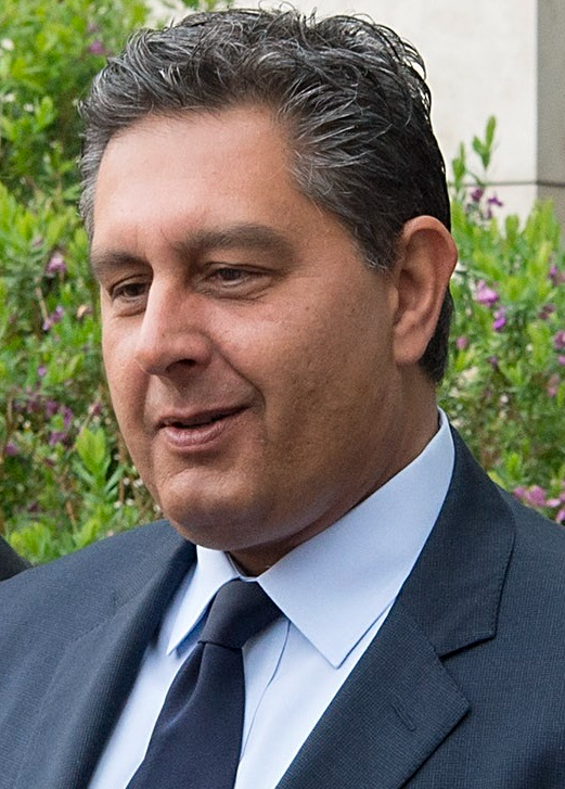 LInsorto's tweet photo. Toti può piacere o meno non si discute.
Ieri si è conclusa la vicenda dell’ex governatore Giovanni Toti.
Archiviato.
Insussistenza del reato.
Elementi insufficienti per qualsiasi condanna.
Due anni di fango, arresti, dimissioni forzate, gogna mediatica a tutte le ore, carriera politica distrutta.
E alla fine? Nulla.
Coperto di fango per nulla.
Sputtanato ai quattro venti.
Come sempre.
Quando arriva l’archiviazione nessuno si scusa, nessuno ripara il danno, nessuno restituisce gli anni rubati.
Solo silenzio.Questa è la giustizia mediatica italiana.
Prima ti distruggono, poi (magari) archiviamo. 
#Toti #Giustizia #GognaMediatica