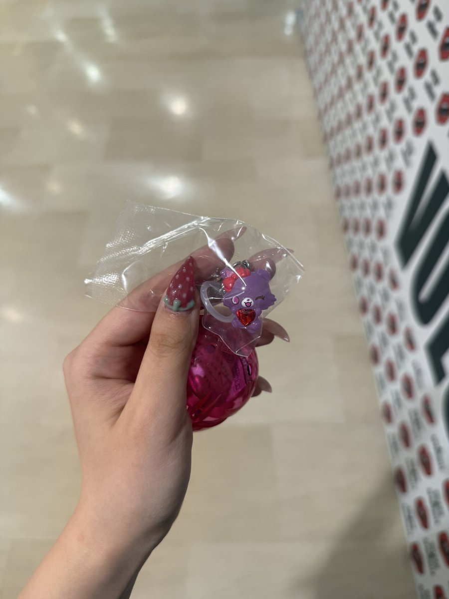 ebtedylv's tweet photo. ジュエルペット めじるしアクセサリー 交換

譲 ガーネット
求 ルーア

福岡 天神 にて交換希望です🥹
お気軽にお声かけください🙇🏻‍♀️ https://t.co/yCOruKyFWr