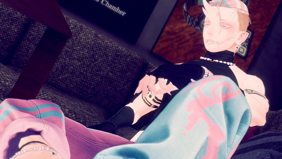 Dooll2525's tweet photo. 今日の集会用に昨日改変した柄色々ロマドくん改変です!!
Tshirtを脱いでインナー姿にもなれます!!!ちょっとセクシー…なのかな???👀👀👀
今日はこれで行くのでよろしくお願いします!!
#珍飯亭
#Romad https://t.co/jsDuaZT3rr