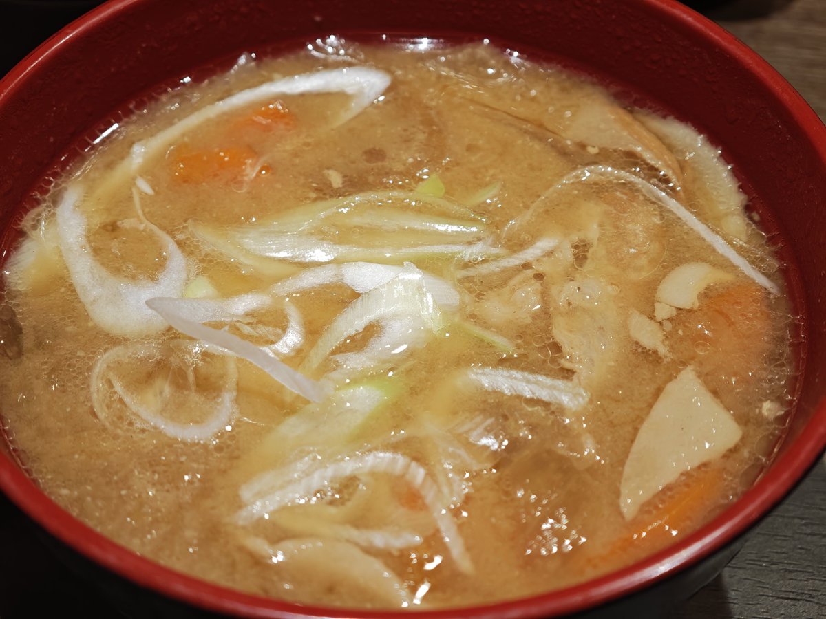 hanesakimiku's tweet photo. お昼は素敵なステーキ食べました
🐂🍚Ψ( 'ч' ☆)

さらに豚汁もꉂꉂ(>ᗜ<*)
 #はねみくイーツ https://t.co/v7rbxFBnql