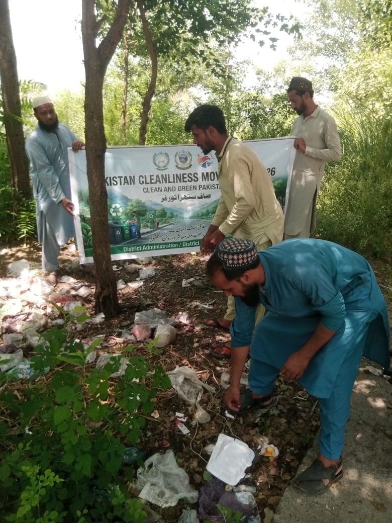 dyotorghar's tweet photo. Pakistan Cleanliness Movement – Day 2

The District Youth Office Torghar organized the second day of the Pakistan Cleanliness Movement with the active participation of youth volunteers.
@youthaffairsgov https://t.co/hMOWEOG5km